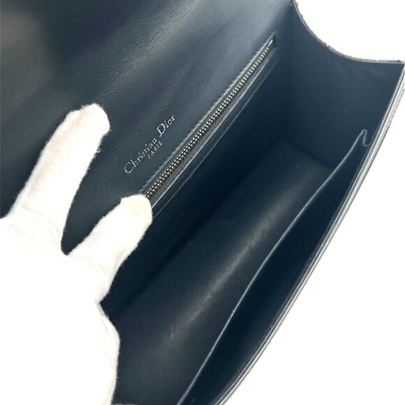 Christian Dior Silver Metallic Micro Cannage Patent Medium Diorama Flap Bag - Picture 11 of 16